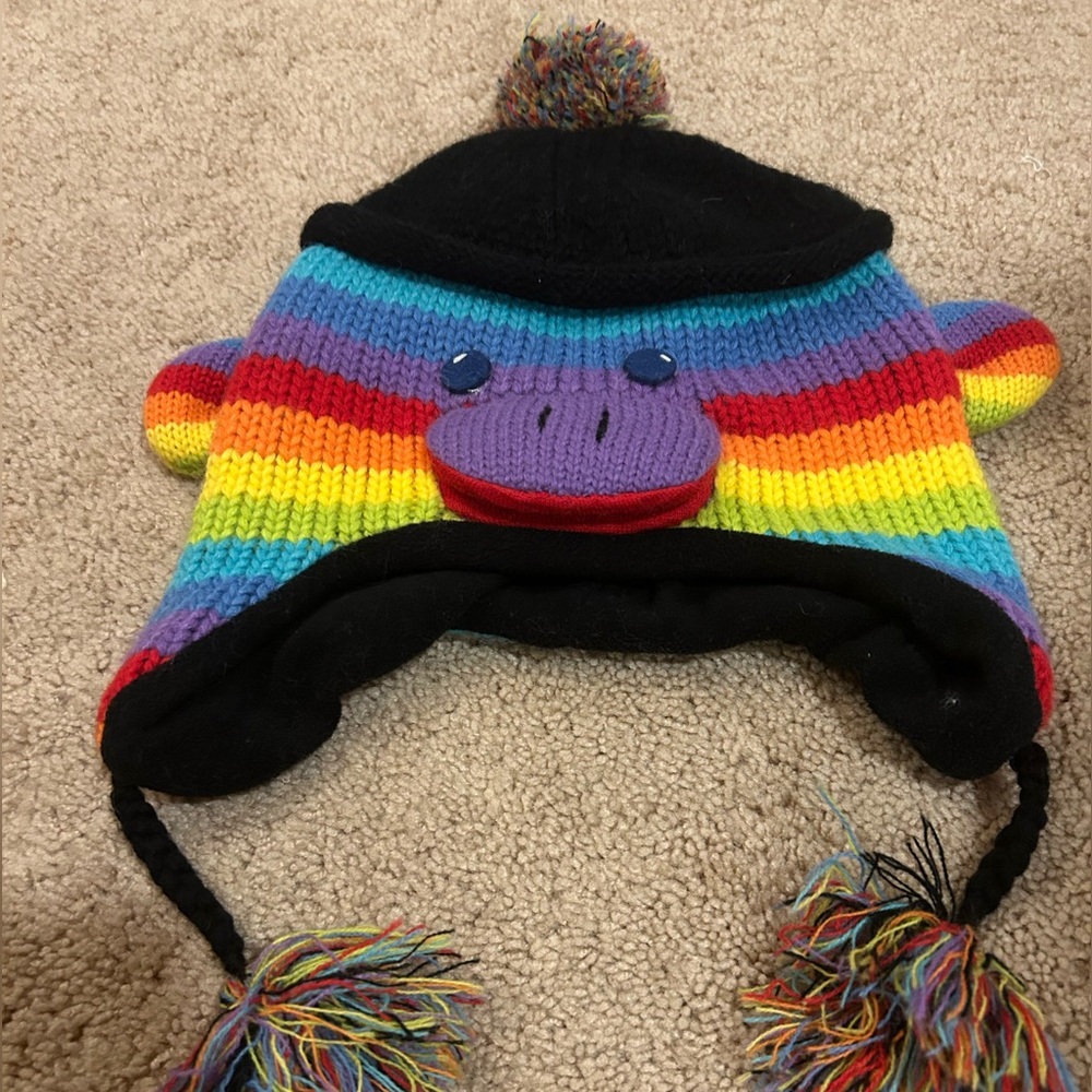 Kid’s Kyber hat and glove set.